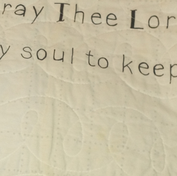 Old handmade baby quilt - Picture 2 of 7